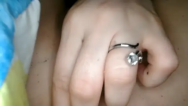 SWEETLUNA077 live sex cam