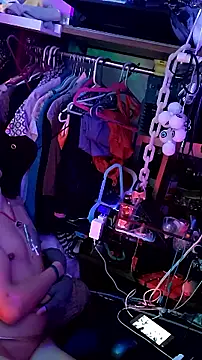 gurlnips live sex cam