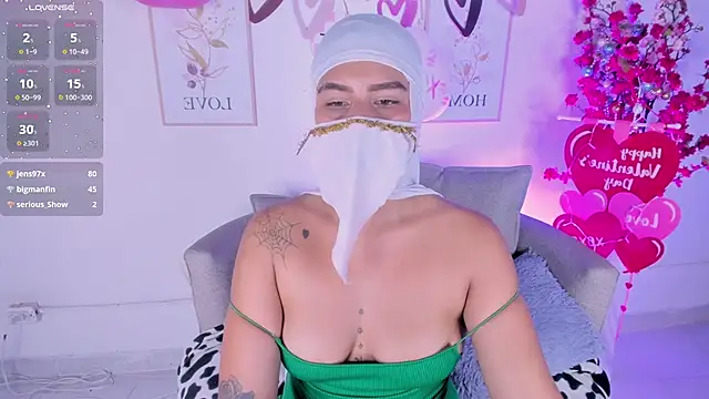 zali_mahamed's cam snapshot