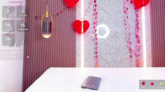 evony_becker_'s cam snapshot