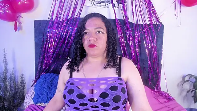 sexy_diablaa's cam snapshot