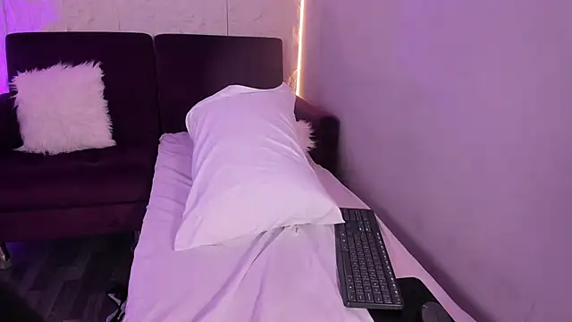 Yalezka_'s cam snapshot