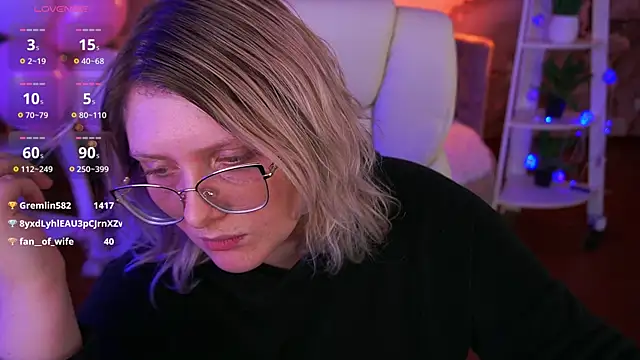 CoolTatis live sex cam