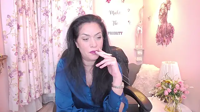 MyLovOne's cam snapshot