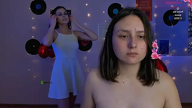 kora_cosmo's cam snapshot