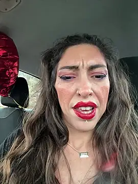 Amani_thewolf live sex cam