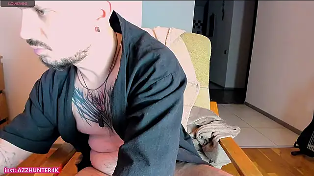 AssHunter4k's cam snapshot