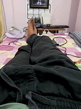 Hornyksg's cam snapshot