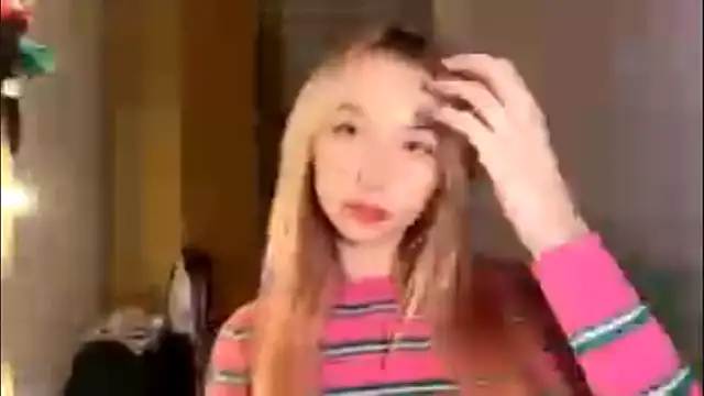 PinkTraible's cam snapshot