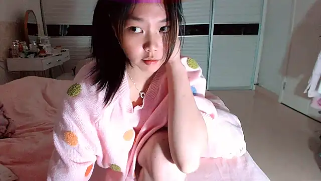 Miu1_girl live sex cam