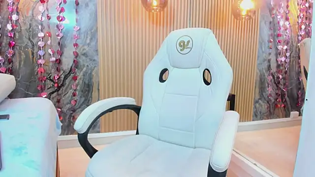 beca_winn's cam snapshot