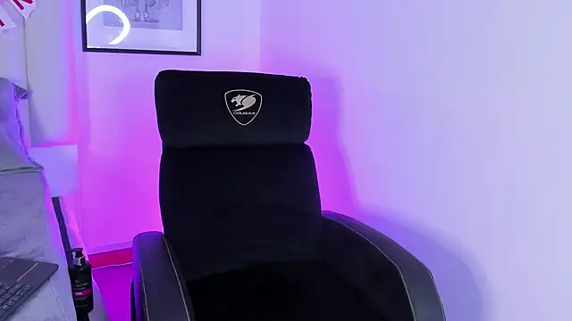 soffy_hilltom's cam snapshot