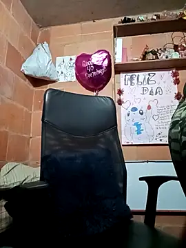 isis_milove's cam snapshot