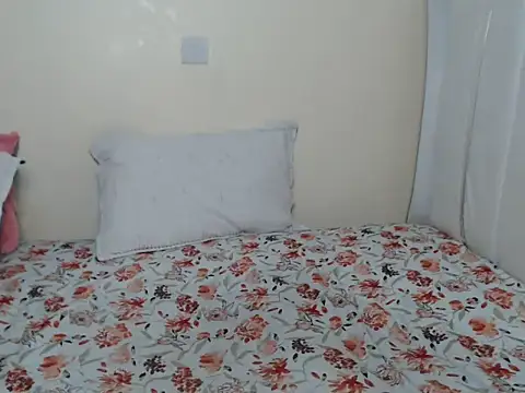 sweet_essin's cam snapshot