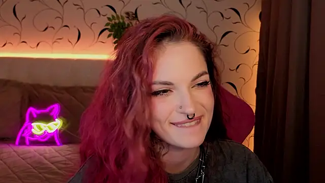 BratzieDarsie's cam snapshot