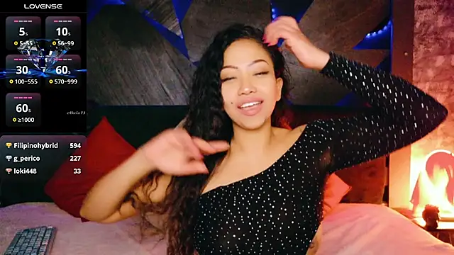 ElyaQuinn live sex cam