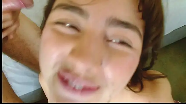 Damian_n_Maya's cam snapshot