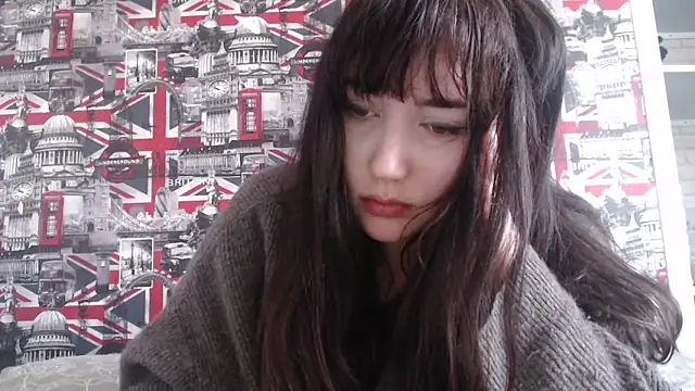 Lynylou live sex cam