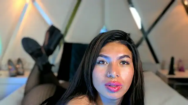 MeelFox live sex cam