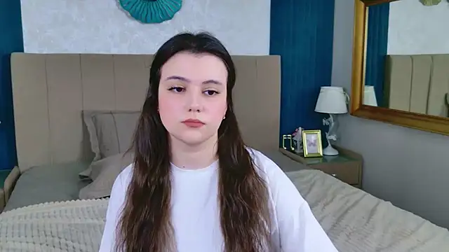 Pauline_Heaven live sex cam