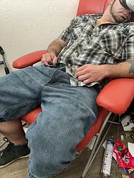 2addictivelyhorny live sex cam