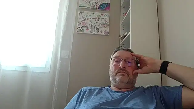 doudou310 live sex cam