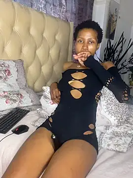 Hot_candy32 live sex cam