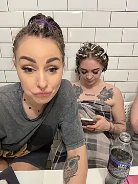 RollingGirls's cam snapshot