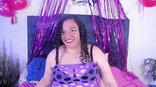 sexy_diablaa's cam snapshot