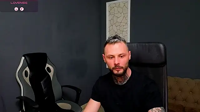 BrianHunts live sex cam