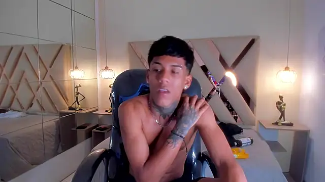 Alan_Cute18 live sex cam