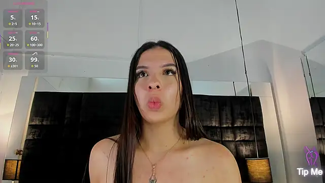 Naya_Sophia's cam snapshot