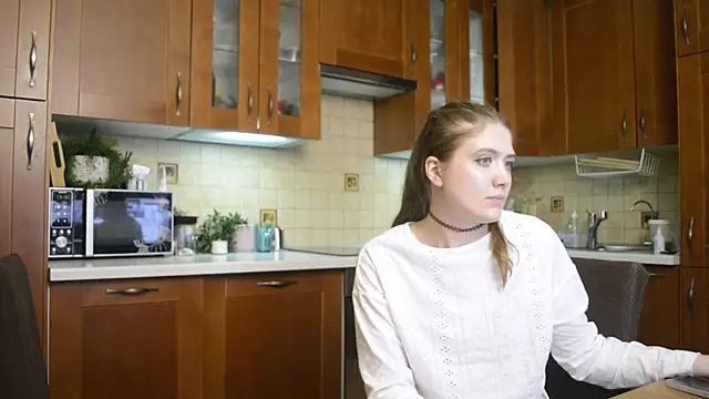 HotCaramellsTV live sex cam