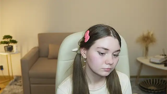 EdythOrwin live sex cam