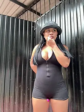 laure_torres live sex cam