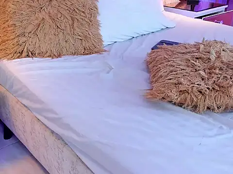 CloheBell's cam snapshot