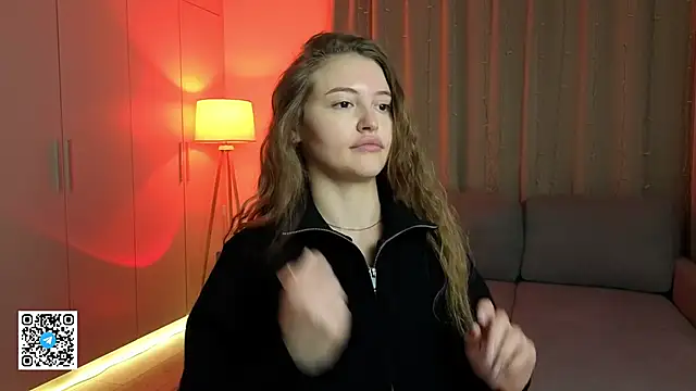 TesssaHart live sex cam