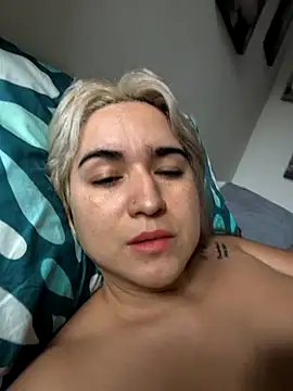 violet-grey's cam snapshot