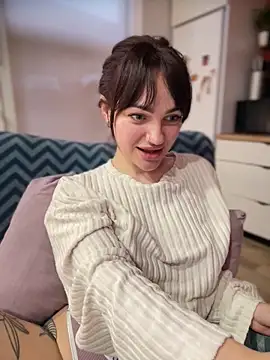 SaraLow's cam snapshot