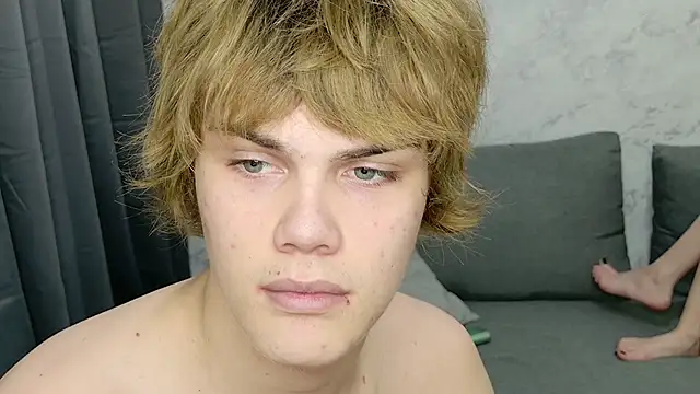 Bonnie_And_C1yde's cam snapshot