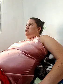 yaneth_'s cam snapshot