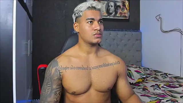 luigi_hot_ live sex cam