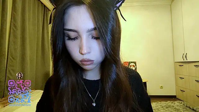 Qwami_Amie live sex cam