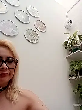 CandieGilson__ live sex cam