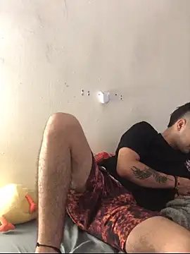 Cesar_Augusto live sex cam