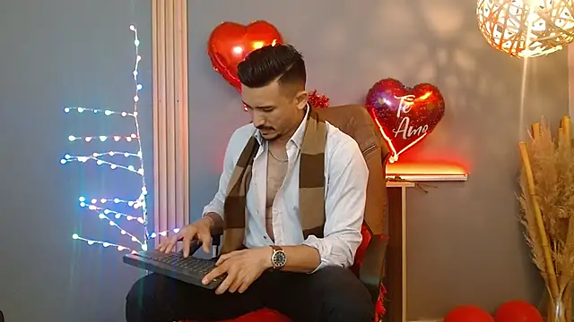 Reiko_85_'s cam snapshot