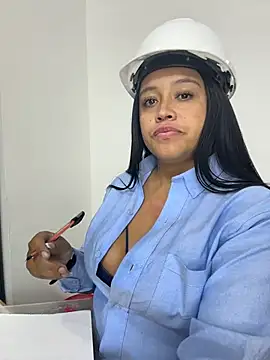 -Mia1's cam snapshot