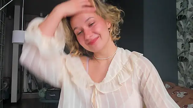 Lilith_lutherlow live sex cam