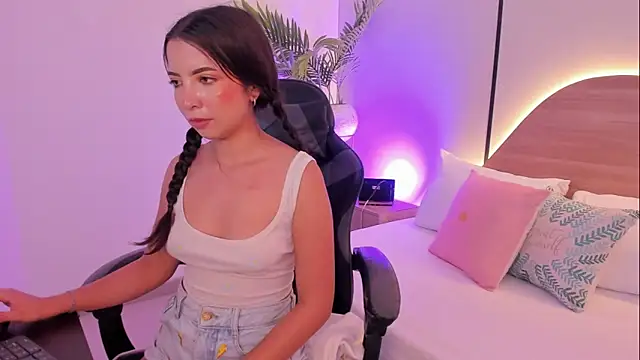 cataleya_castle's cam snapshot