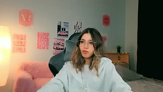 dinnerwithflowers's cam snapshot